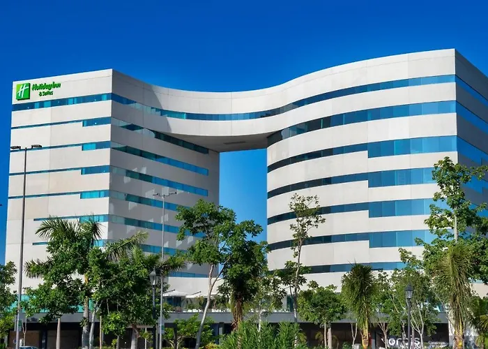 Holiday Inn & Suites - Merida La Isla By Ihg