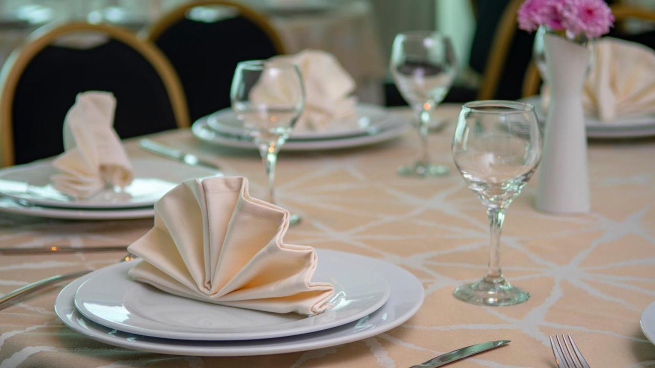 & - La Isla By Ihg Hotel 4*
