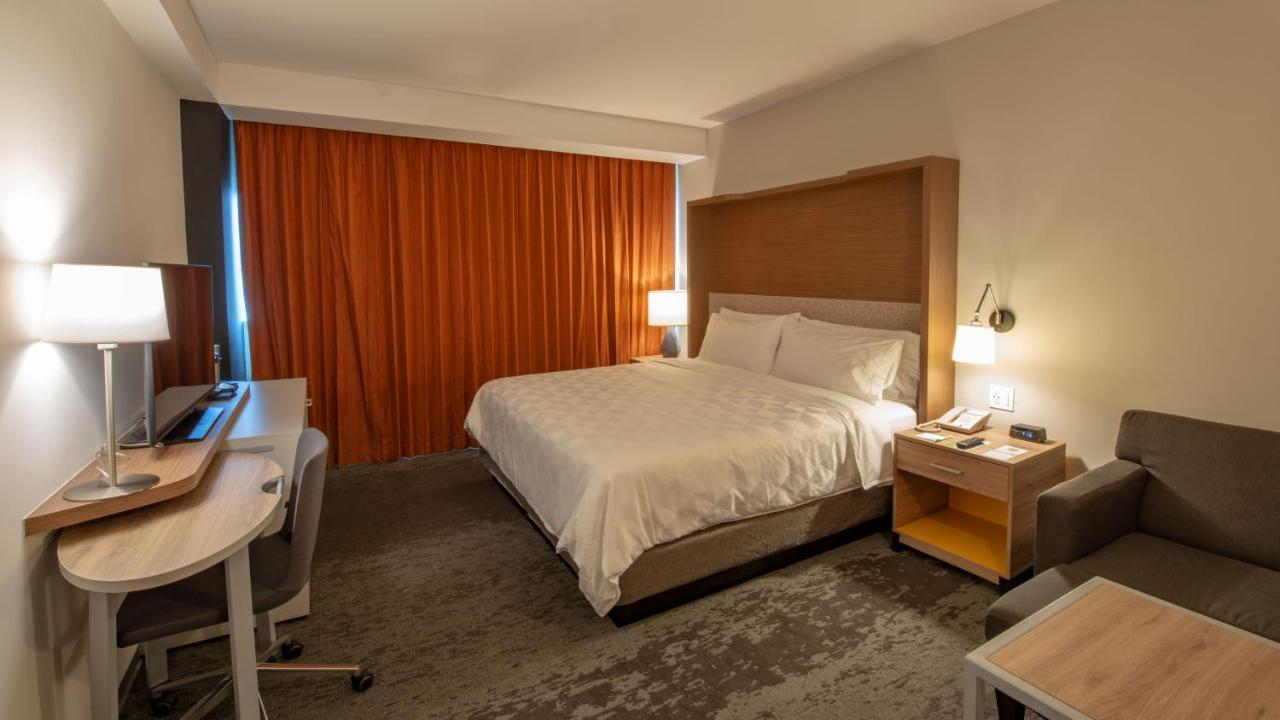 & - La Isla By Ihg
